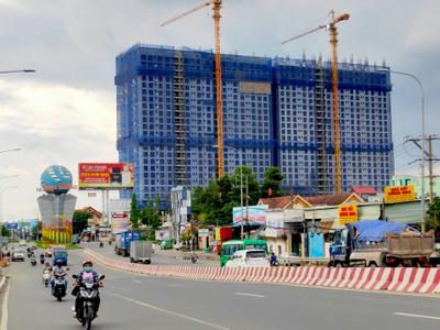 Chật Vật Thoát Hàng Vì Lỡ Mua Căn Hộ Bình Dương Thời “Đỉnh Giá”