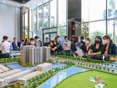 Sàn Giao Dịch Bất Động Sản Rầm Rộ Tuyển Quân, Thị Trường Đang Trên Đà Khởi Sắc?