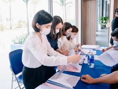 Sàn Môi Giới Bất Động Sản Chi Bạo Để Tuyển Quân