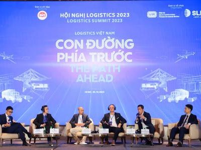 Việt Nam Cần “Xanh Hóa” Ngành Logistic Để Tăng Sức Cạnh Tranh