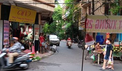 Nhà Riêng Hà Nội Sôi Động, Có Nên Mua?