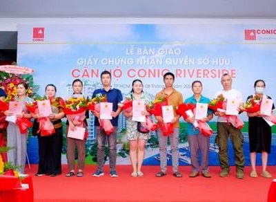 Conic Trao Giấy Chứng Nhận Quyền Sở Hữu Căn Hộ Conic Riverside