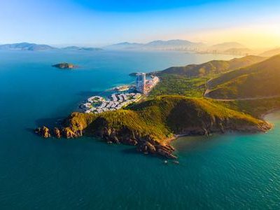 Có Gì Bên Trong “Ngôi Làng Tỷ Phú” Được Giới Nhà Giàu Việt Nam Và Siêu Sao Ưa Chuộng?