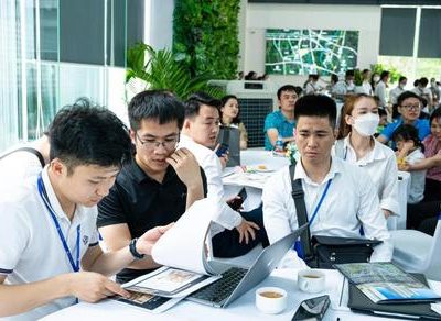 Thị Trường Bất Động Sản Sôi Động, Các Sàn Giao Dịch Đẩy Mạnh Tuyển Quân