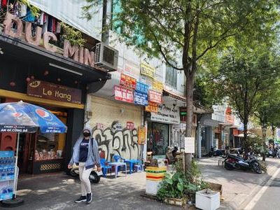 Giá Bán Nhà Phố Trung Tâm TP.HCM Đang Đi Ngang