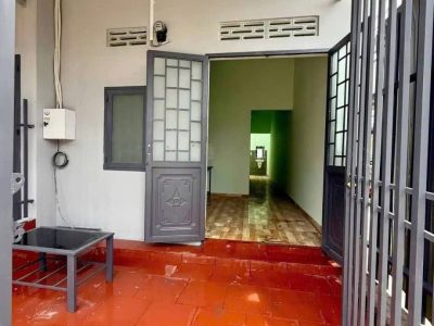 Cho thuê nhà mới 1 phòng ngủ, giá 3tr, hẻm 327 Y Moan