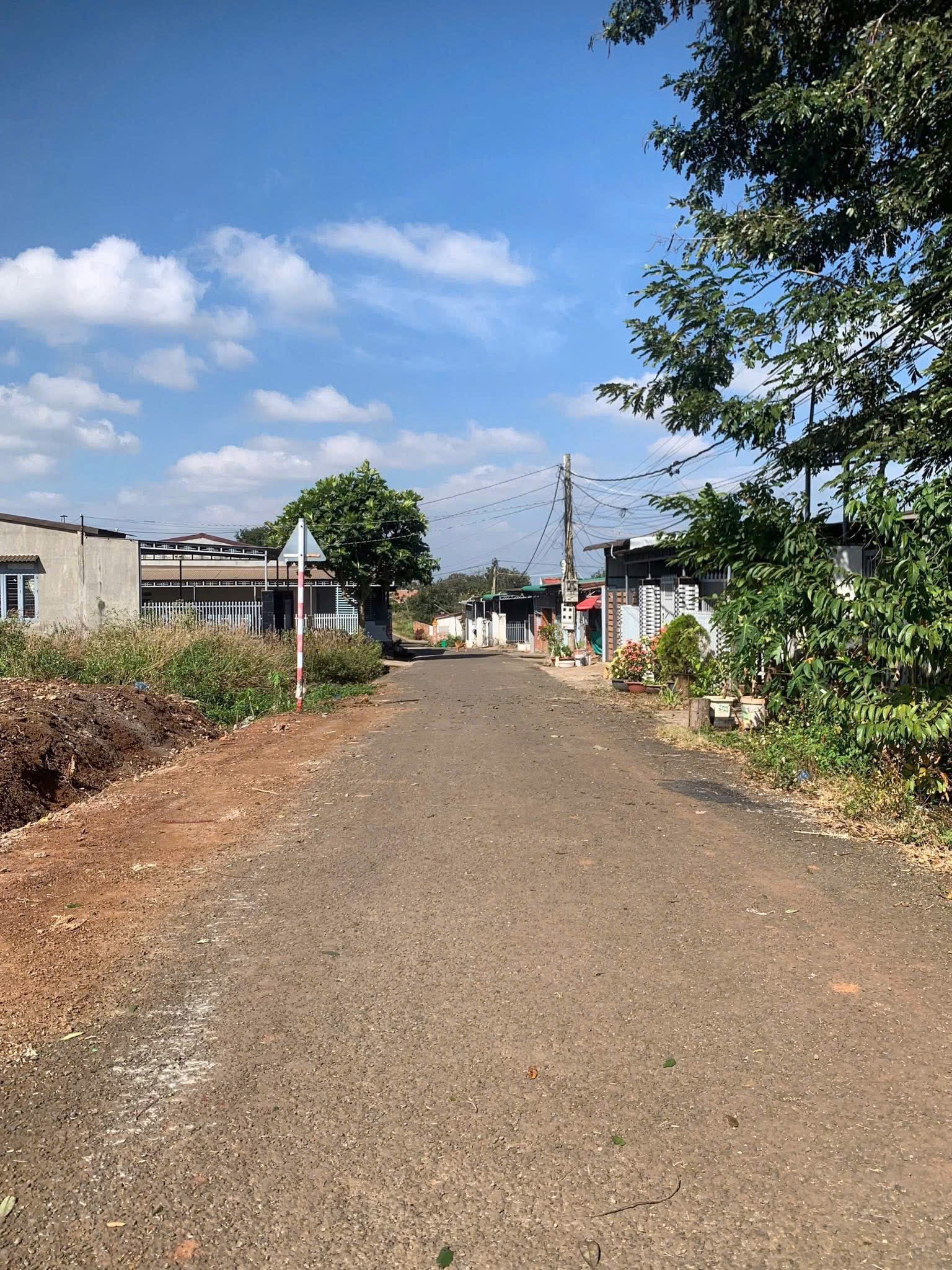 Bán Nhà 110m² Gần Cổng Chào Liên Thôn 8 Buôn Ma Thuột – Giá 1 Tỷ 550 Triệu