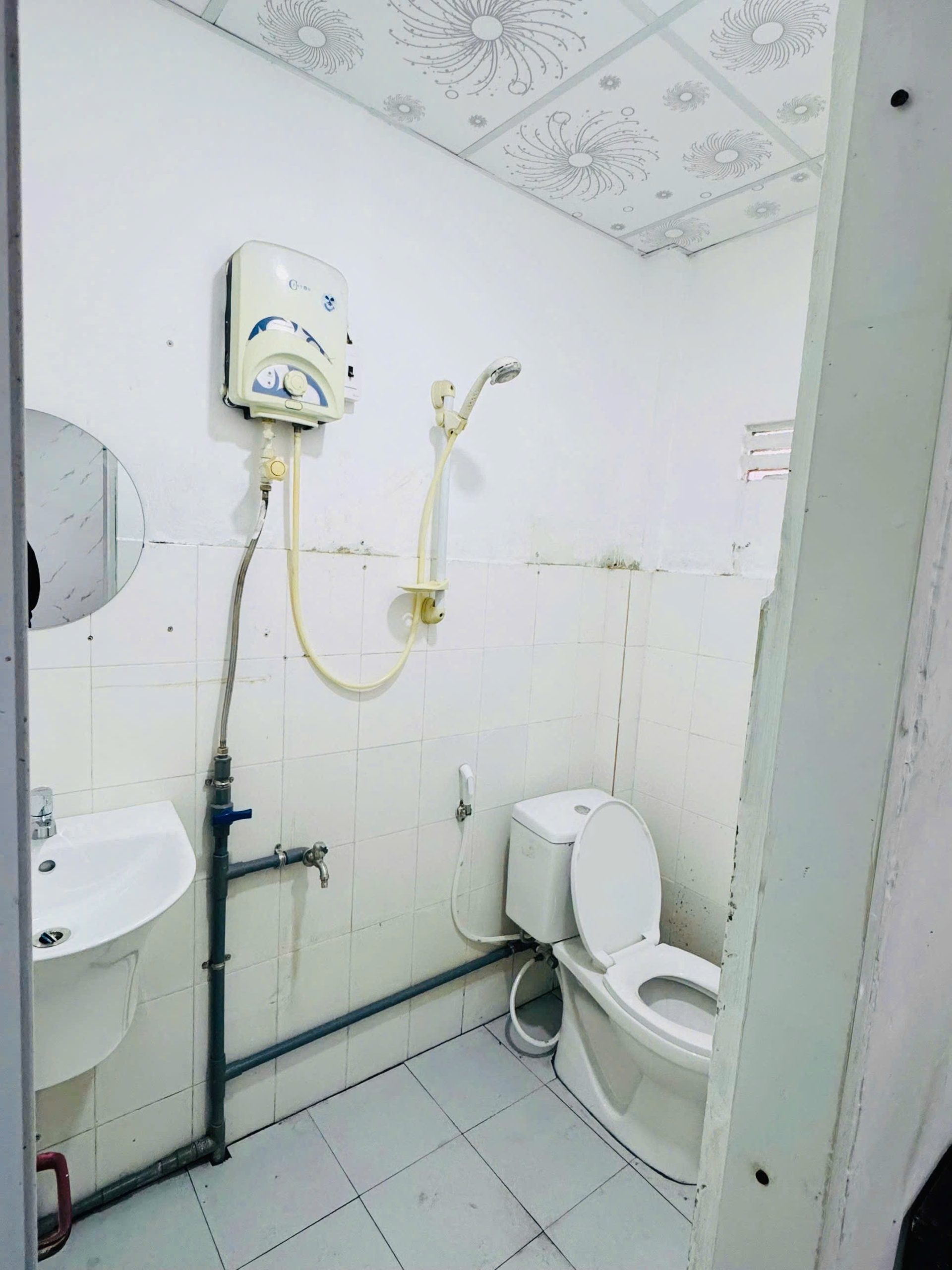 Bán Nhà Hẻm 34m² Đường Trần Phú Kon Tum – Giá 1 Tỷ 690 Triệu Đầy Đủ Nội Thất