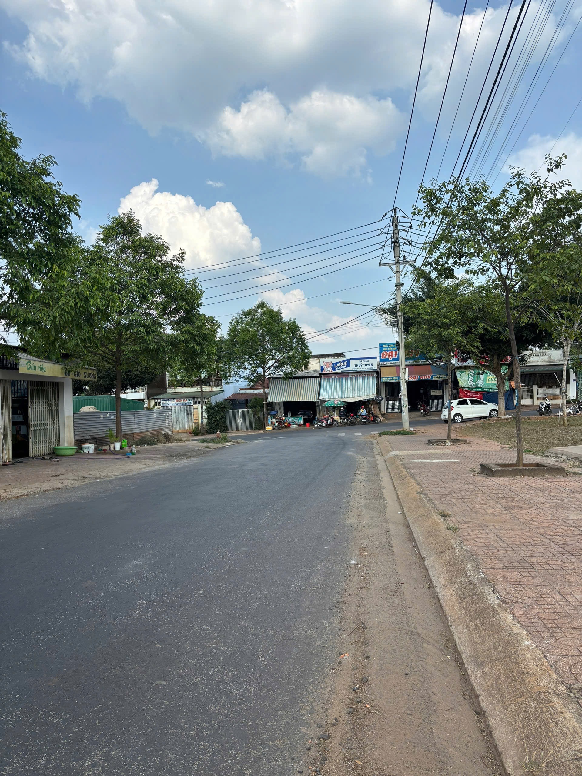Bán Đất Nền 100m² Đường Thạch Lam Phường Tân Lập – Giá 3 Tỷ 950 Triệu