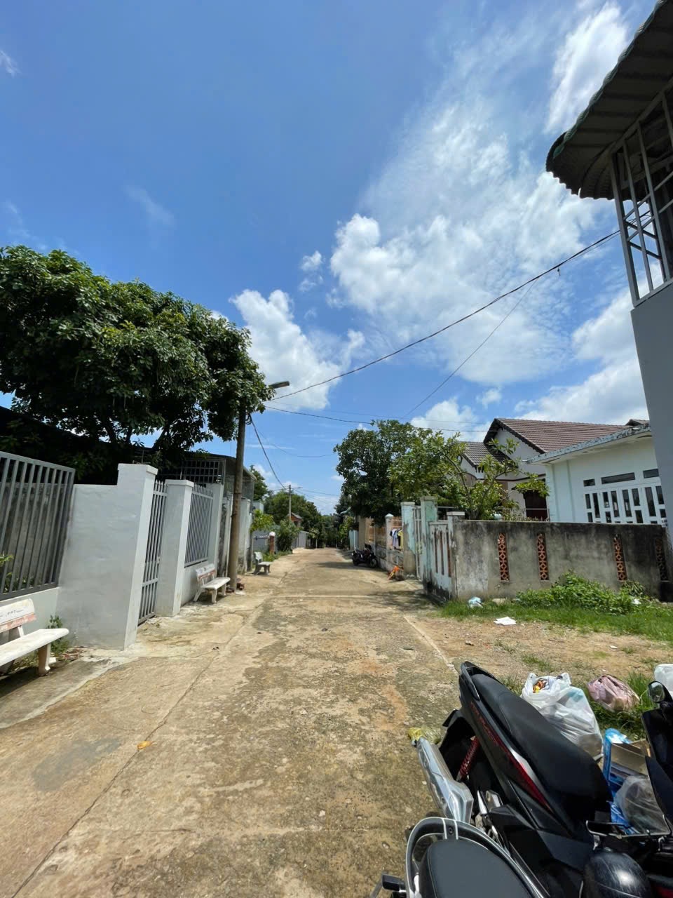 Bán Nhà Phố 160m² Phường Ea Tam BMT – Sổ Hồng Riêng Giá 2.5 Tỷ