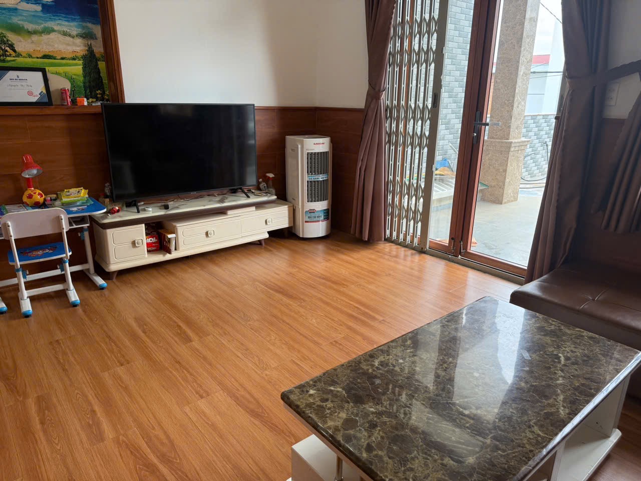 Bán Nhà Hẻm 105m² Y Moan Buôn Ma Thuột – Full Nội Thất 3 Tỷ 999