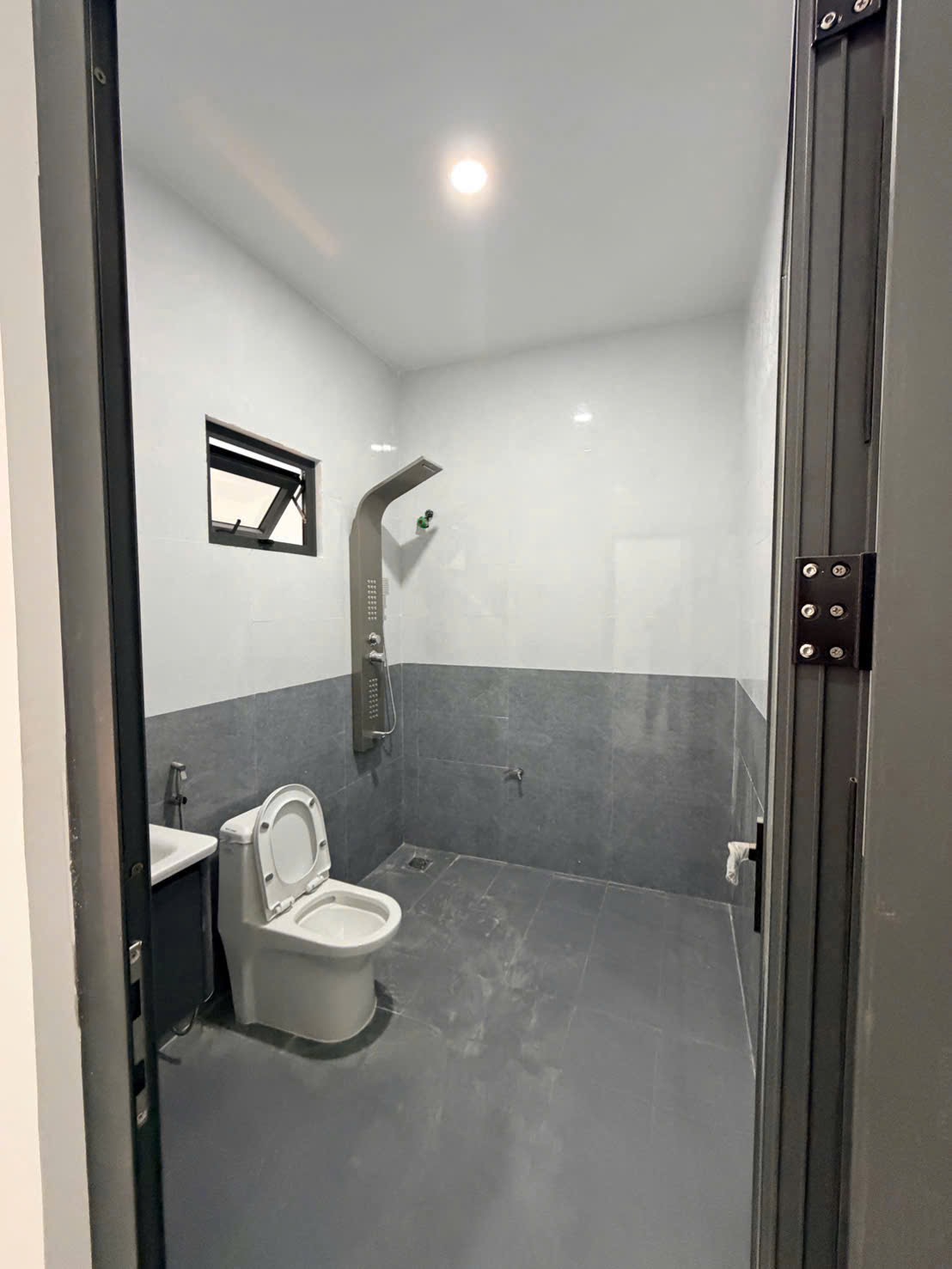 Bán Nhà Hẻm 146m² Mai Thị Lựu Ea Tam BMT – Nhà Mới 100% Full Nội Thất