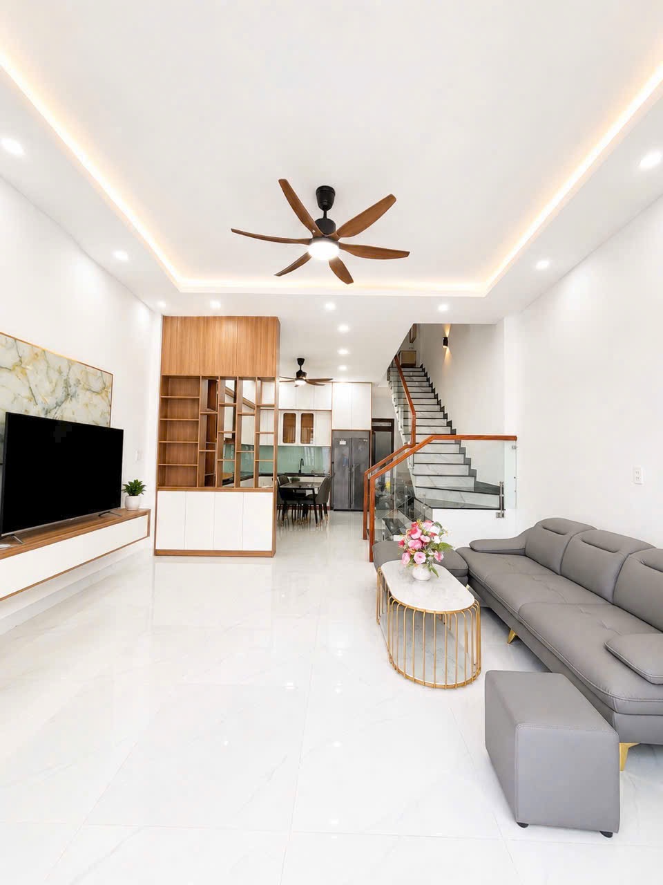 Bán Nhà Mặt Tiền 105m² Đường Nguyễn Trường Tộ Ea Kao – Full Nội Thất 3 Tỷ 380 Triệu