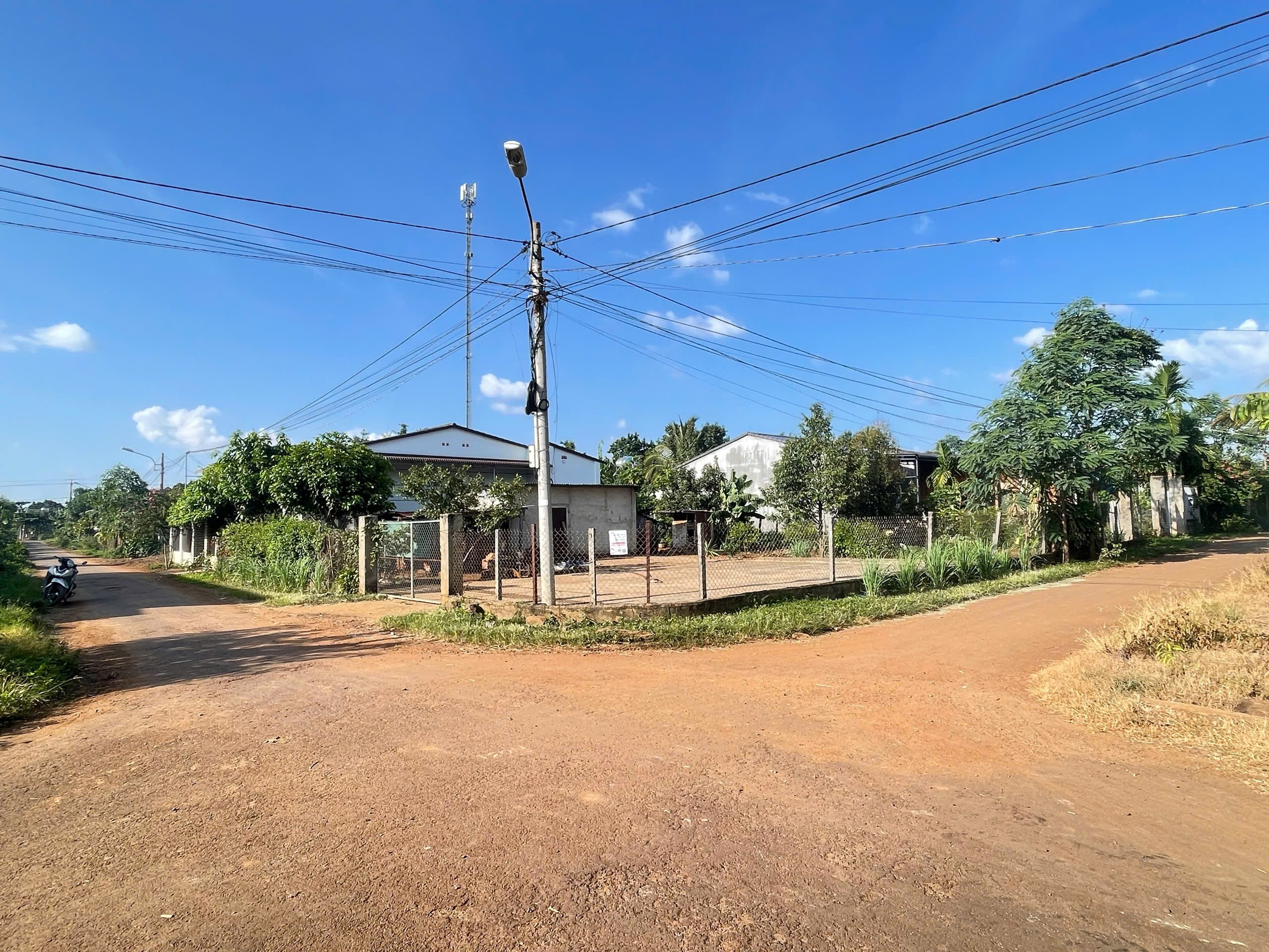 Bán Đất Nền Góc 2 Mặt Tiền 161m² Gần Đường Liên Xã Ea Kao – Giá 660 Triệu