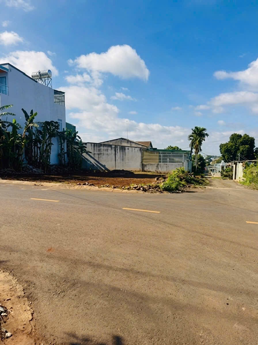 Bán Đất 99m² Mặt Tiền Đường A13 Xã Cư Êbur – Giá 2 Tỷ 990 Triệu