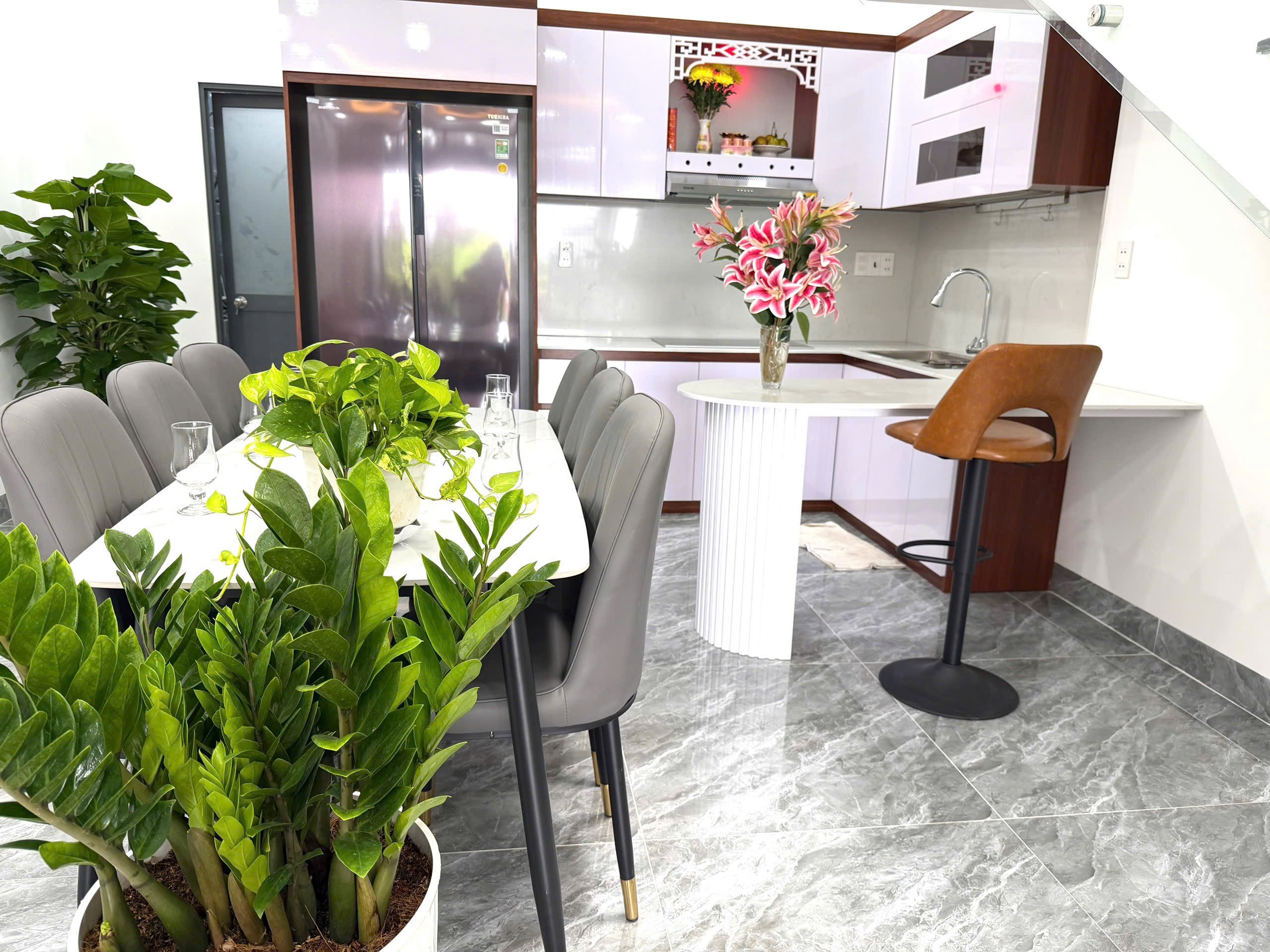 Bán Nhà Phố 90m² Hẻm 18m Đường 19/5 Buôn Ma Thuột – Full Nội Thất 3 Tỷ 7