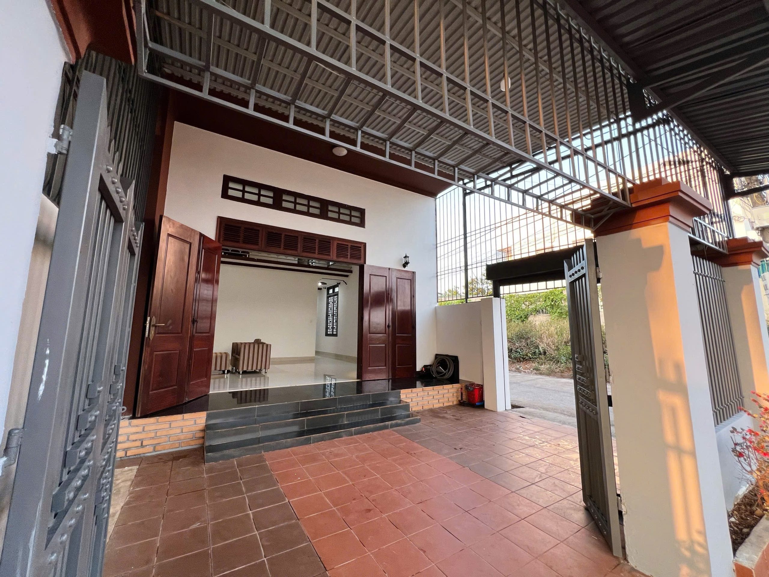 Bán Nhà 138m² Đường Triệu Quang Phục Buôn Ma Thuột – 2 Mặt Tiền Giá 3 Tỷ 3