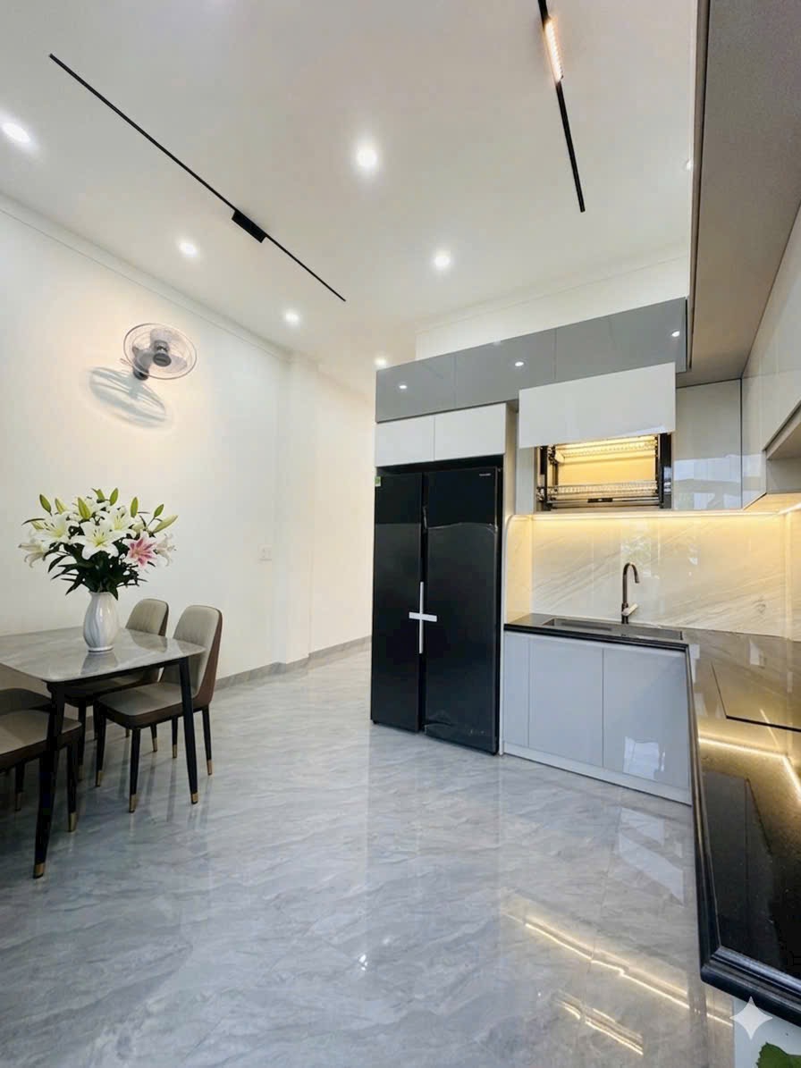 Bán Nhà Mặt Tiền 60.5m² Đường Hùng Vương Tự An BMT – Giá 6 Tỷ 900 Triệu