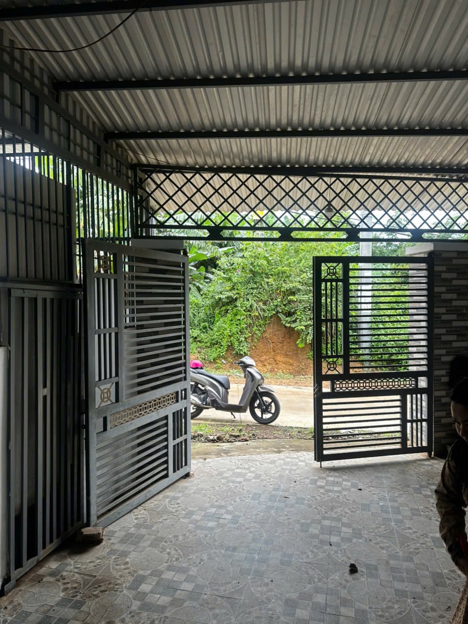 Bán Nhà Cấp 4 97.5m² Hẻm Nguyễn Trường Tộ Ea Tam – Giá 1 Tỷ 500 Triệu