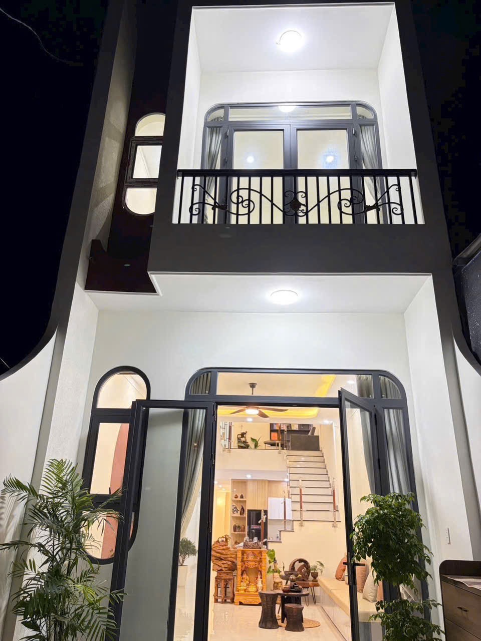 Bán Nhà Hẻm 100m2 Trần Quý Cáp BMT – View Đại Lộ Đông Tây Giá 3 Tỷ 8
