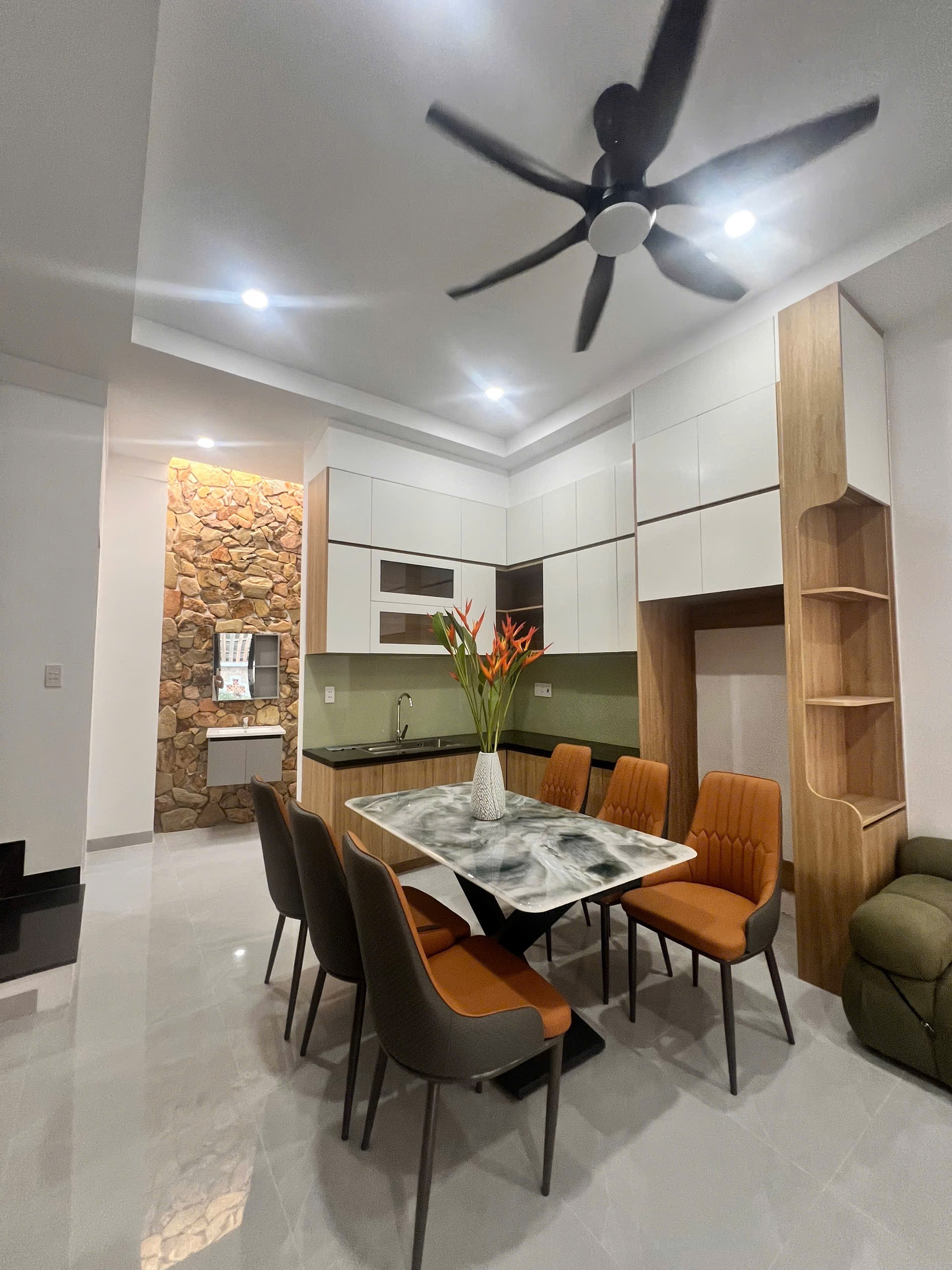 Bán Nhà Phố 2 Mặt Tiền Đường Đặng Nguyên Cẩn Tân Lợi BMT – Giá 3 Tỷ 550 Triệu