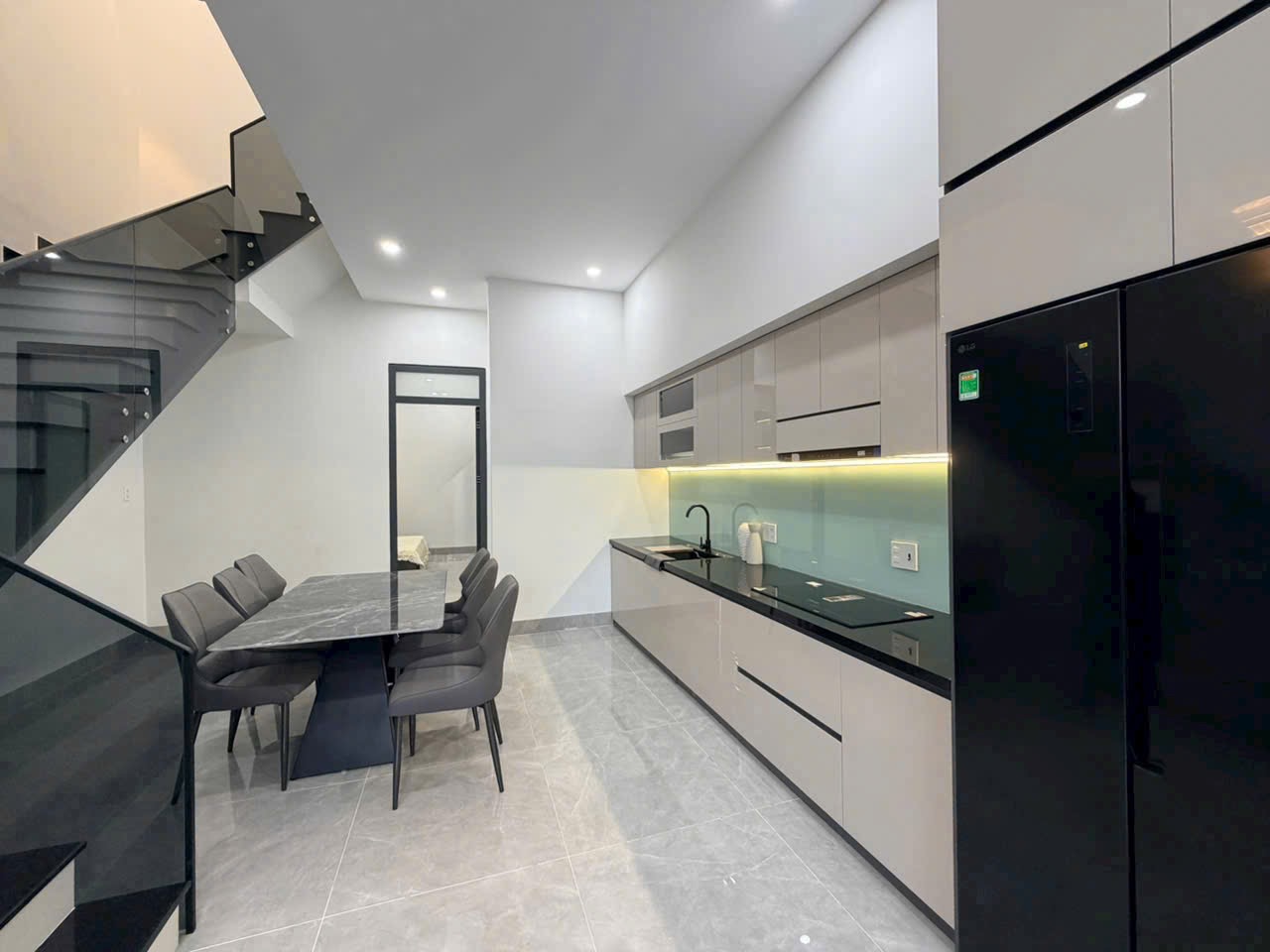 Bán Nhà Hẻm 100m² Mai Thị Lựu Phường Ea Tam – 3 Tỷ 850 Triệu Full Nội Thất