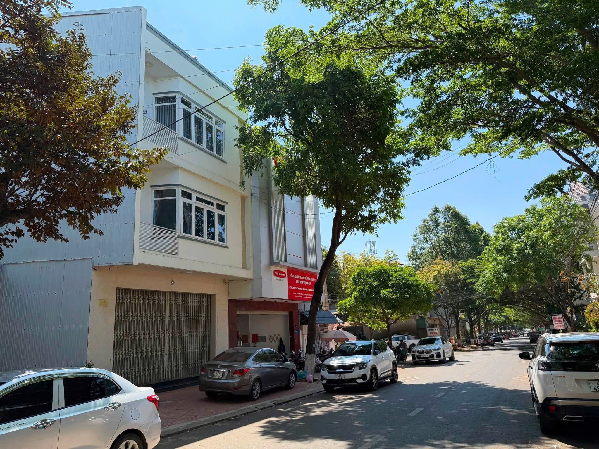 Bán Nhà Mặt Tiền 119.6m² Văn Tiến Dũng Tân An BMT – Giá 12.5 Tỷ 3 Tầng