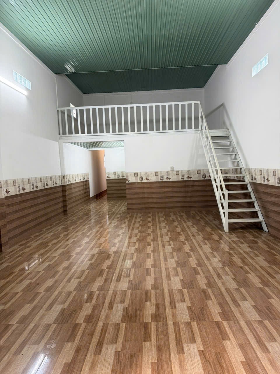 Bán Nhà Mặt Tiền 250m² Krong A Tân An – Giá 2.45 Tỷ Có Thương Lượng