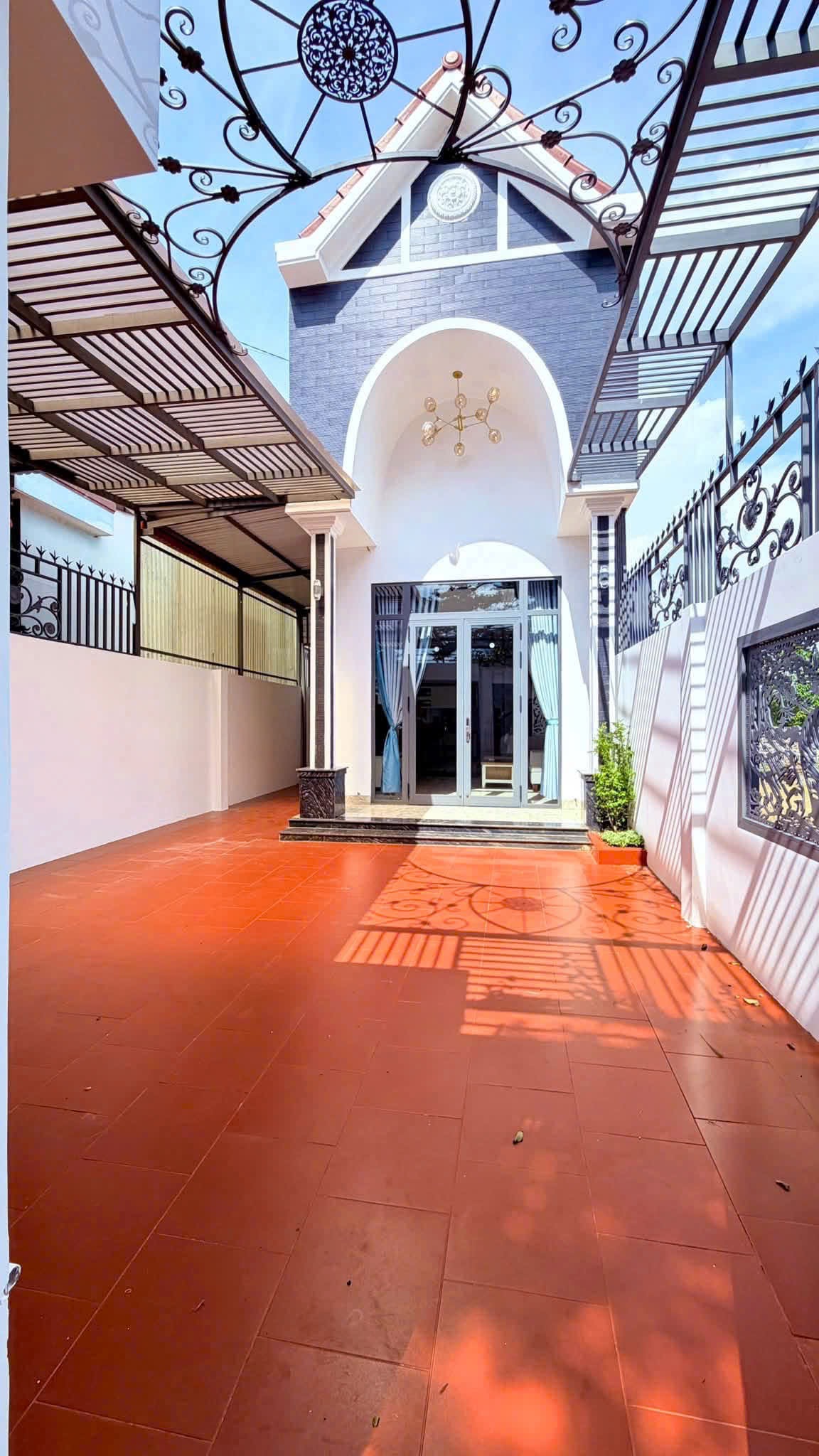 Bán Nhà Hẻm 150m² Gần Đại Học Tây Nguyên Y Wang – Giá 2 Tỷ 950 Triệu