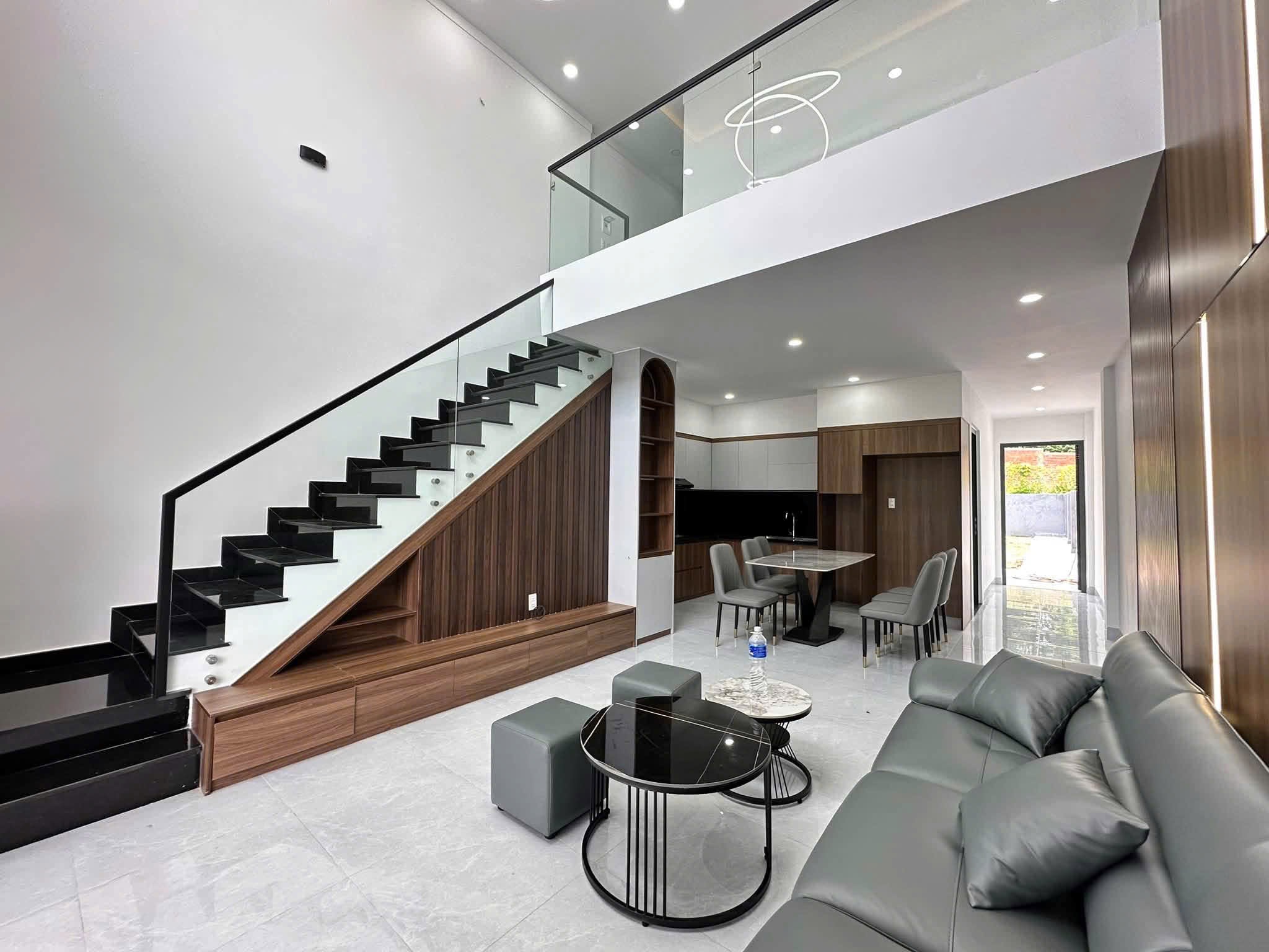 Bán nhà hẻm 180m2 tại Thôn 4 – 2 tỷ 730 triệu