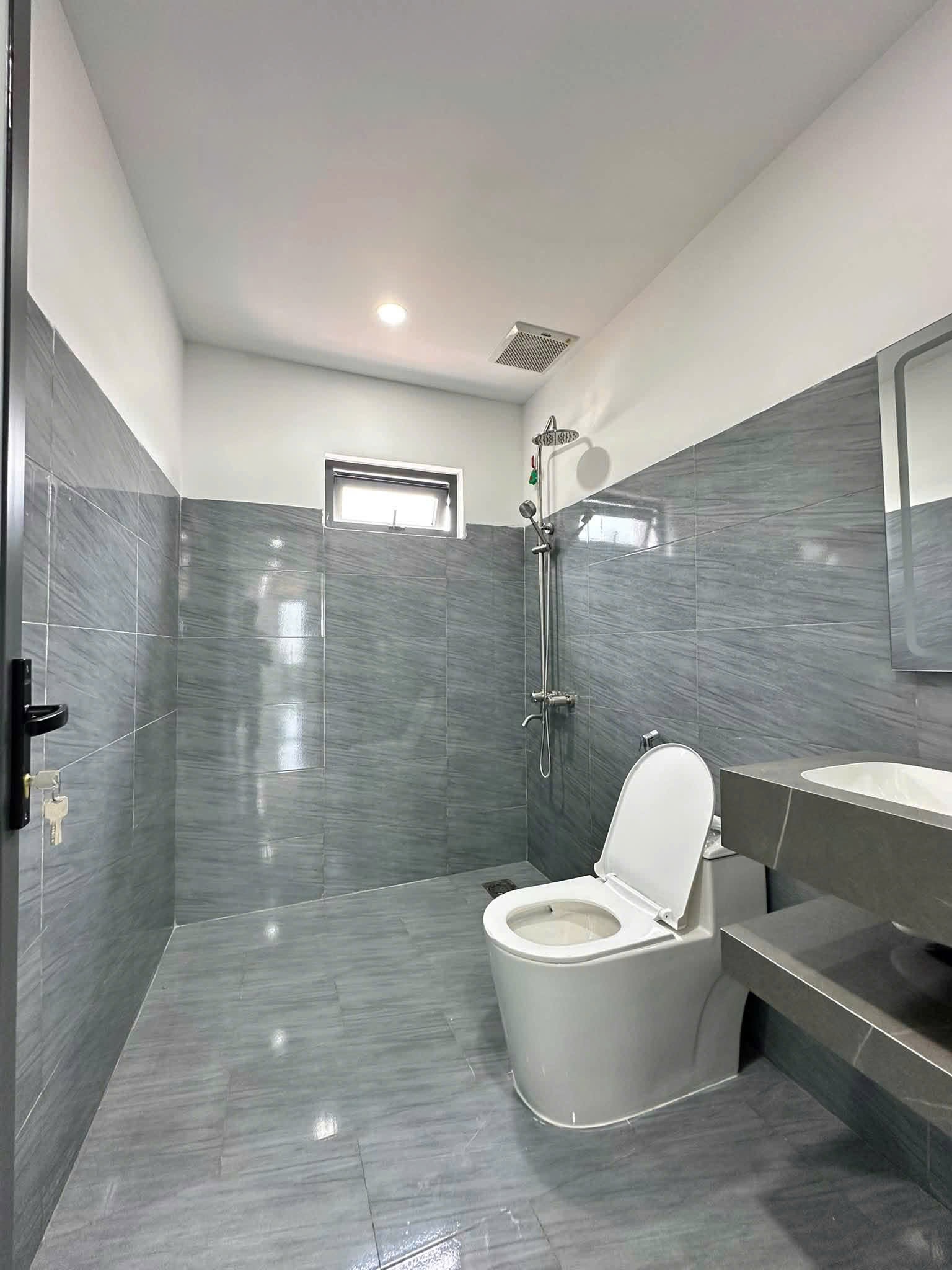 Bán nhà hẻm 180m2 tại Thôn 4 – 2 tỷ 730 triệu