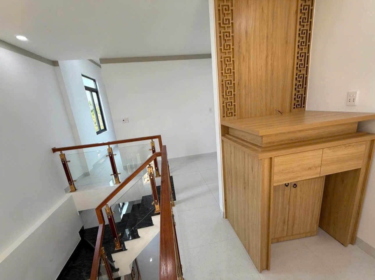 Bán nhà phố Đặng Nguyên Cẩn diện tích 70m2 giá 2 tỷ 9