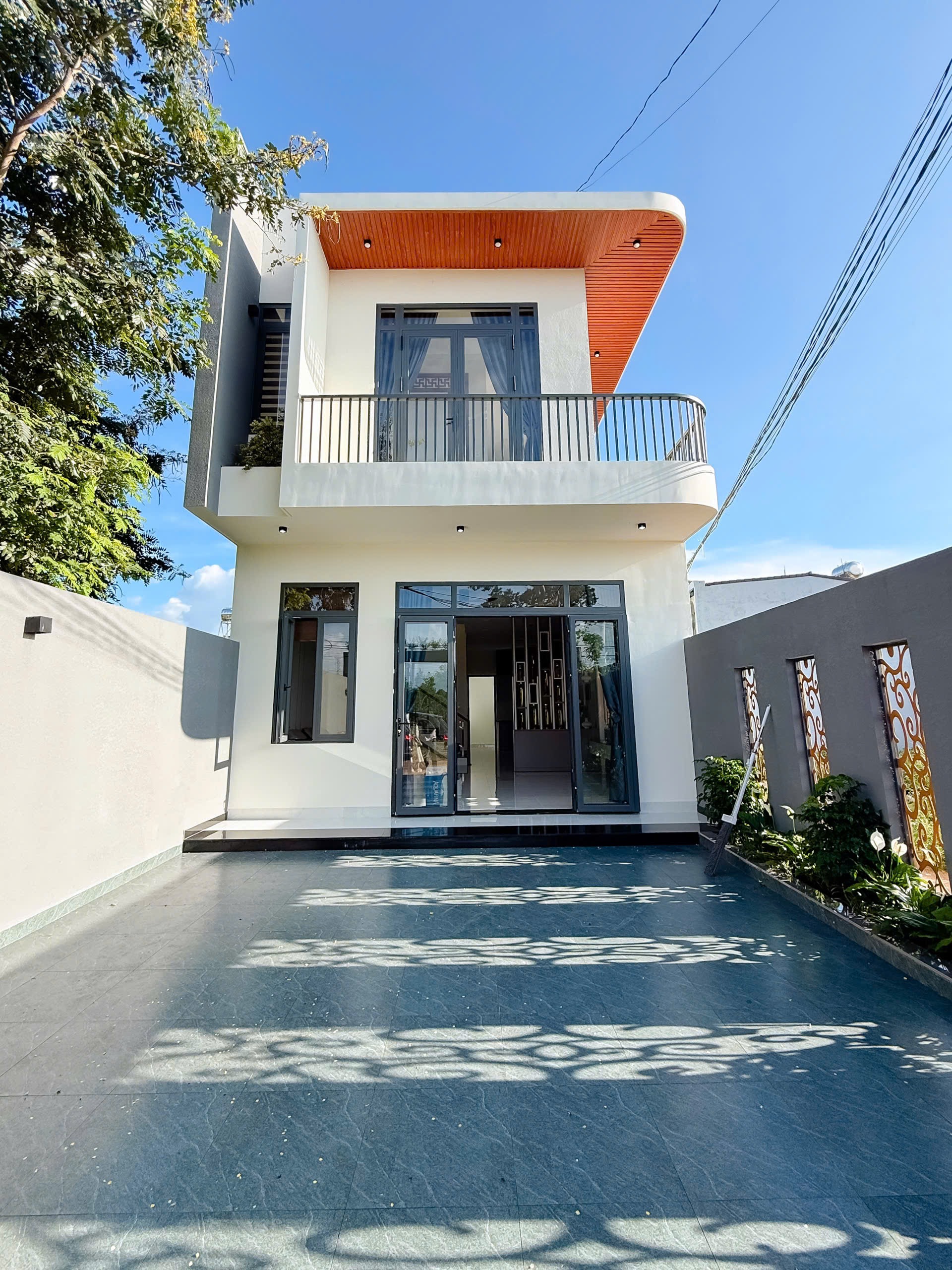 Bán nhà hai mặt tiền 120 m² tại Buôn Ma Thuột, giá 4,2 tỷ