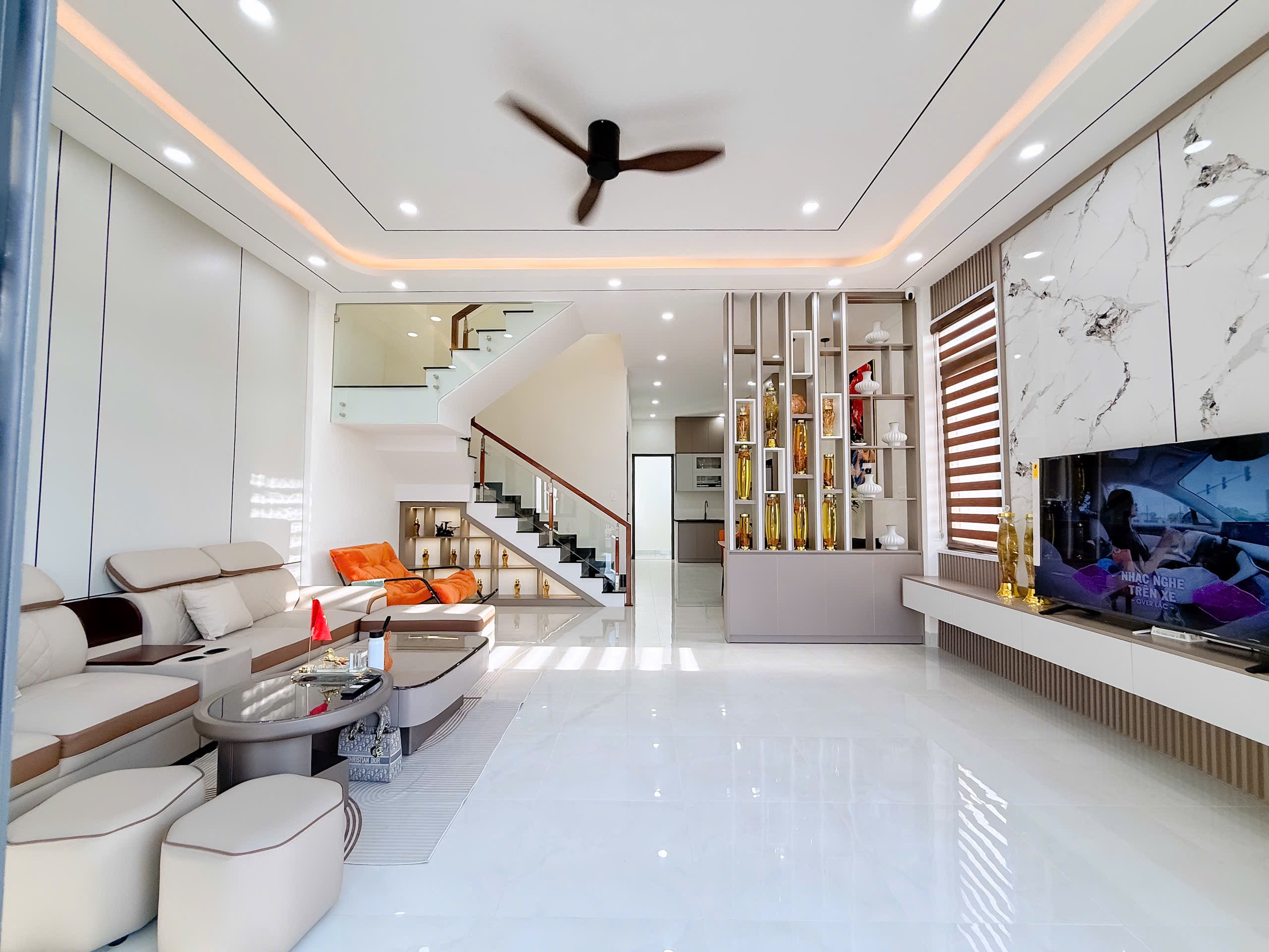Bán nhà hai mặt tiền 120 m² tại Buôn Ma Thuột, giá 4,2 tỷ
