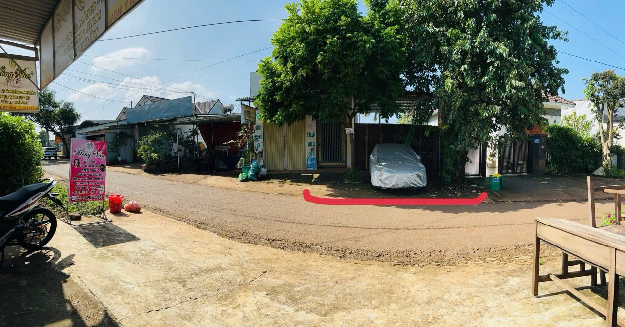 Bán đất nền 140m² tại Cư Êbur, hướng Bắc, giá 2,7 tỷ