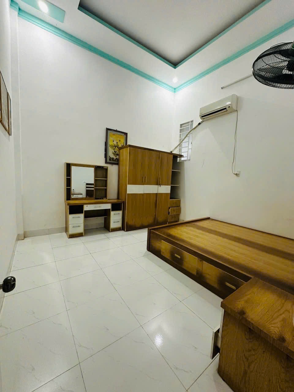 Bán nhà hẻm Phùng Hưng diện tích 125m2 giá 2 tỷ 950 triệu
