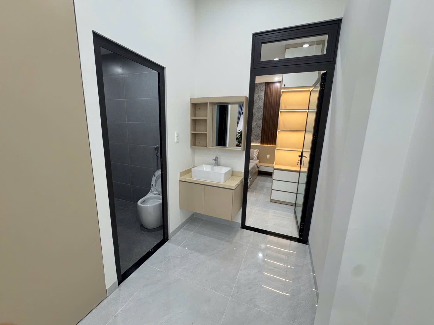 Bán nhà 2 tầng 105m2 hẻm Nguyễn Trường Tộ gần ĐH Tây Nguyên