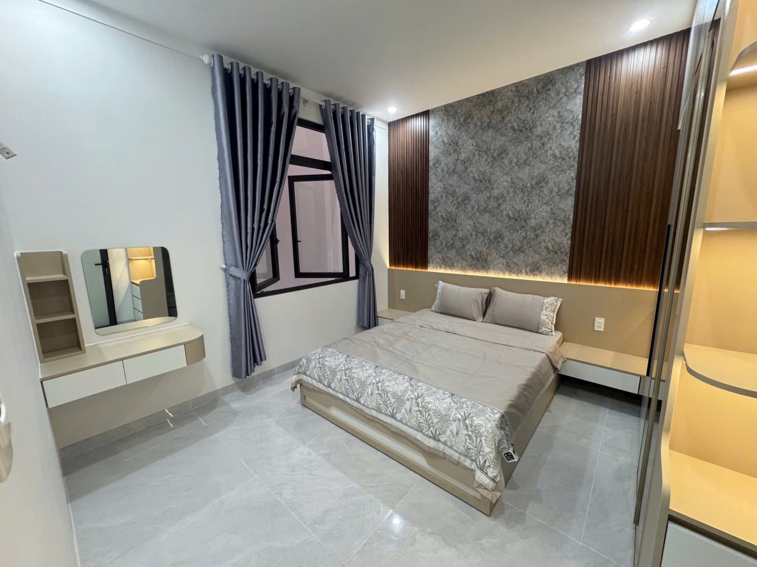 Bán nhà 2 tầng 105m2 hẻm Nguyễn Trường Tộ gần ĐH Tây Nguyên