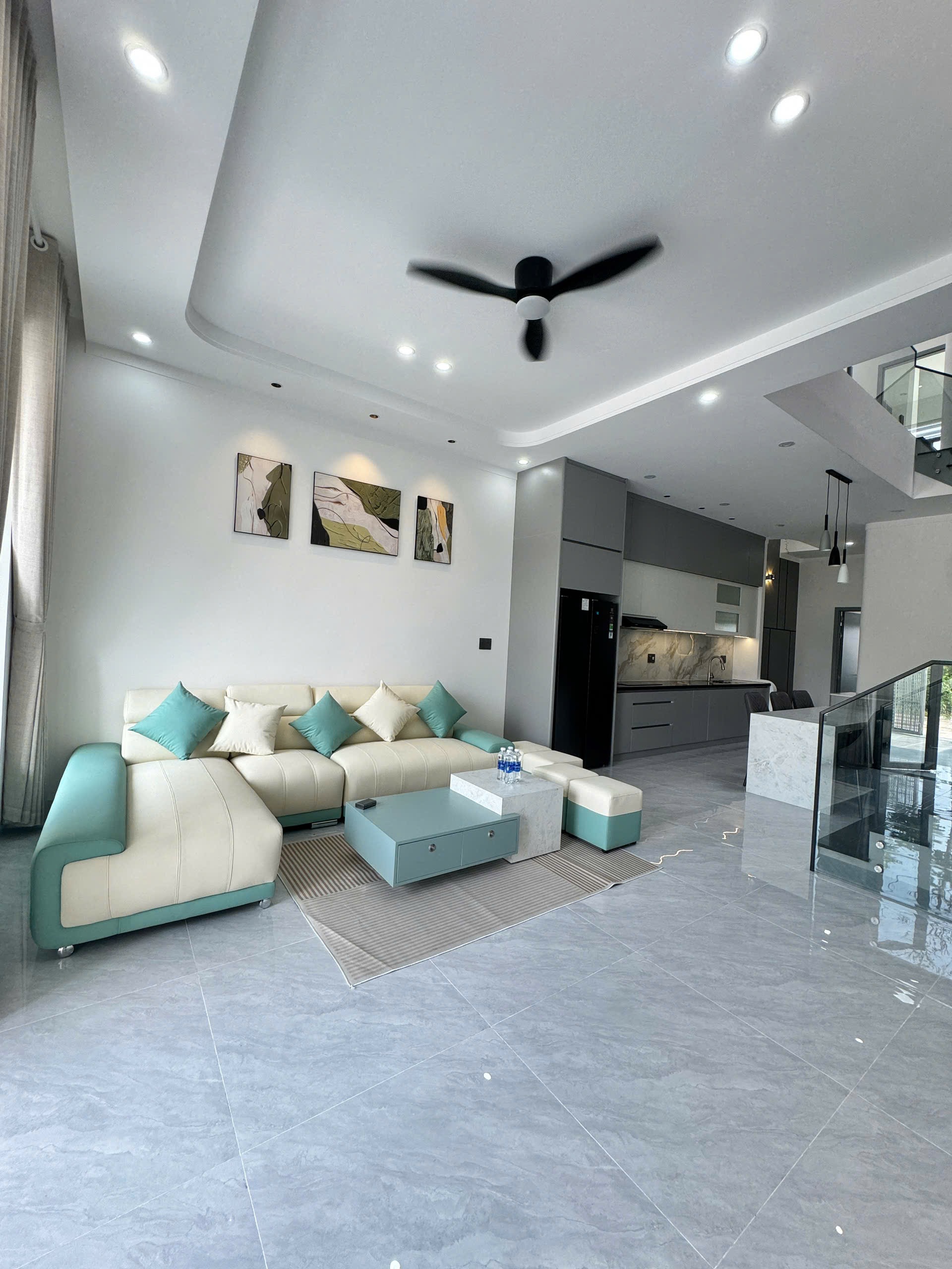Bán nhà mới xây Thôn 8 Cư Êbur Buôn Ma Thuột 115m2 giá 2.45 tỷ