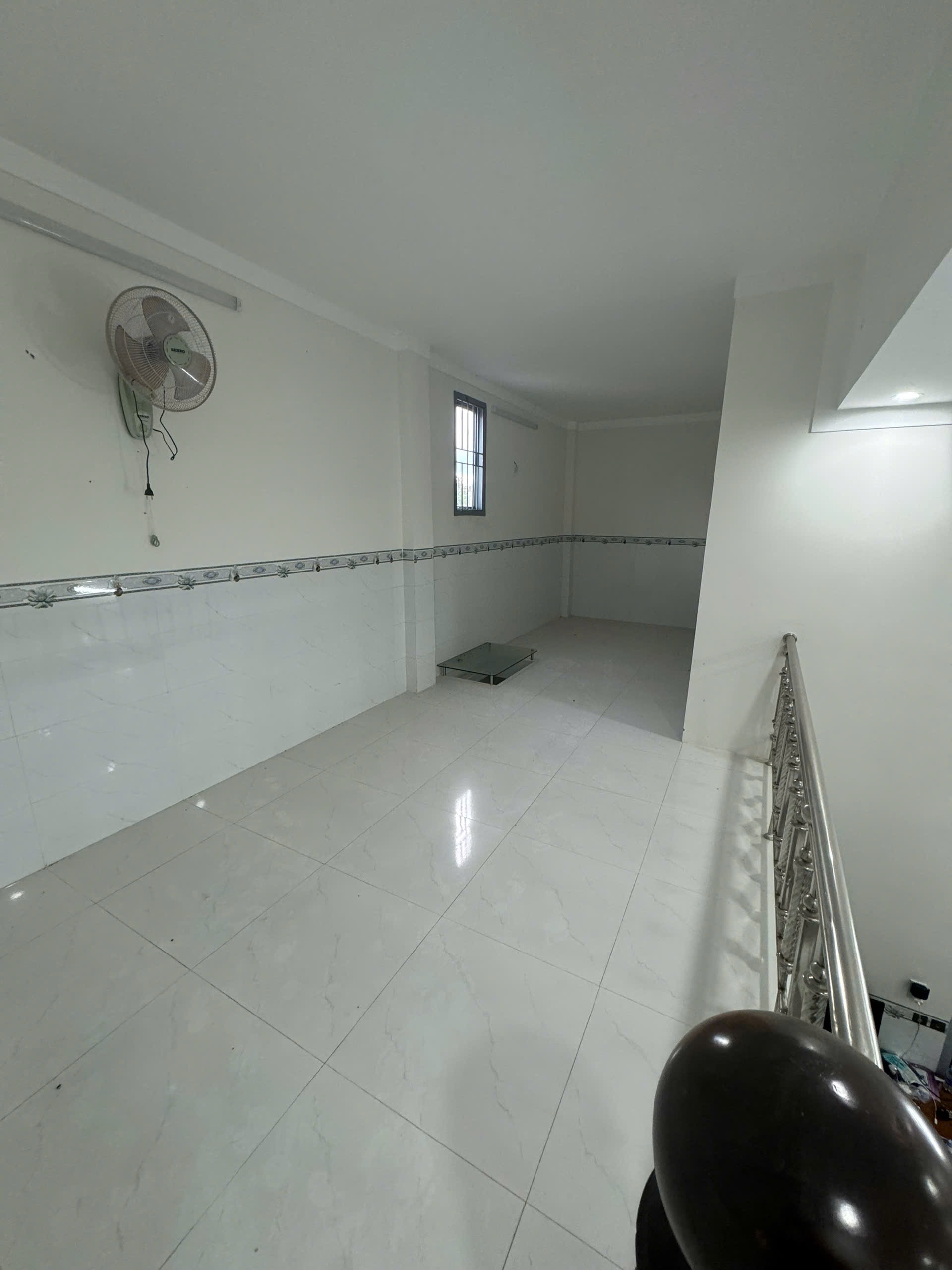 Bán nhà hẻm Đặng Văn Ngữ diện tích 128m2 giá 2 tỷ 300 triệu