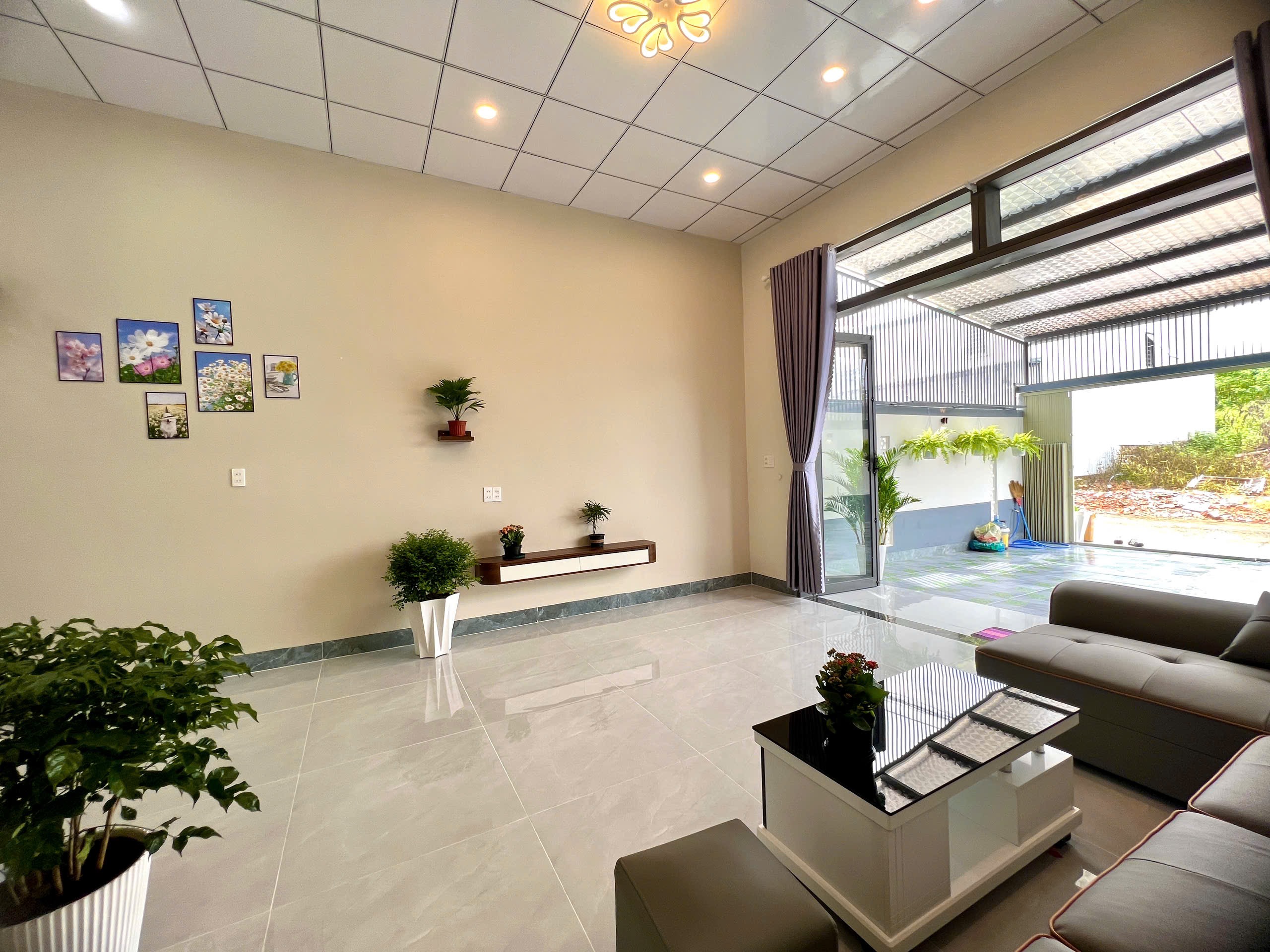 Bán nhà mới 100% 5x23m tại đường Nguyễn Phúc Chu giá 2.35 tỷ