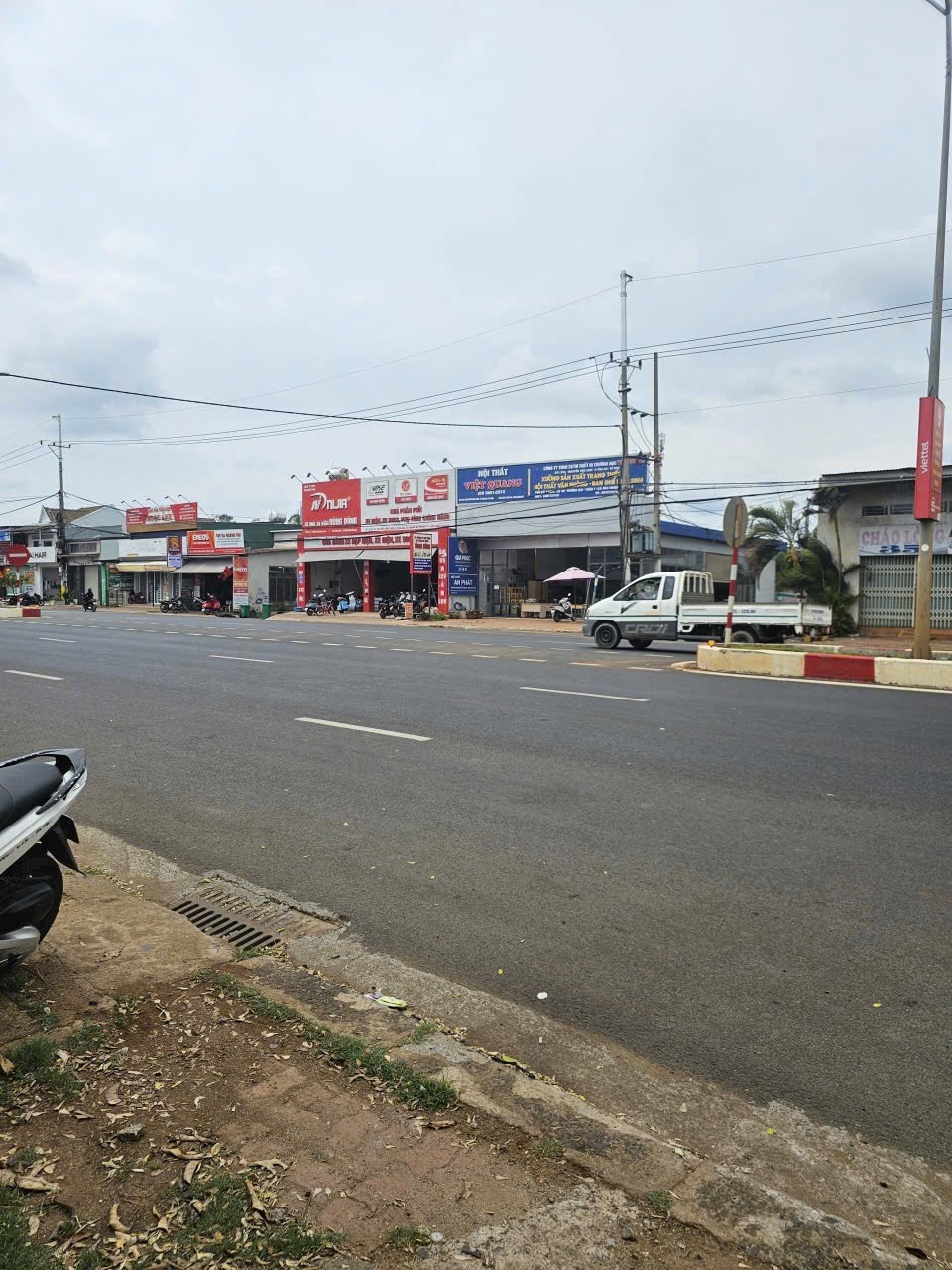 Bán nhà kho mặt tiền Nguyễn Văn Linh Buôn Ma Thuột 6,8 tỷ