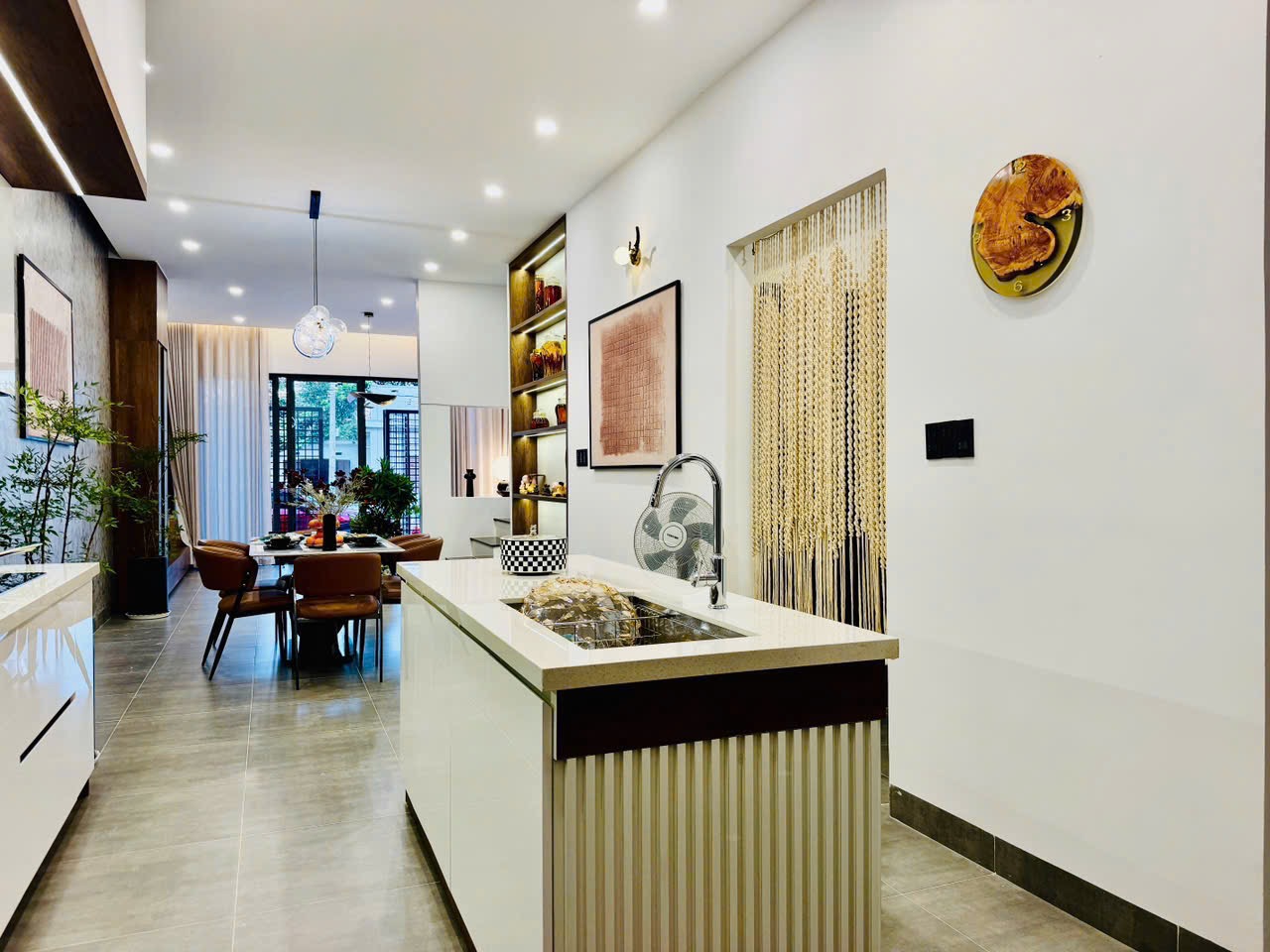 Bán nhà mặt tiền đường B diện tích 100m2 tại Buôn Ma Thuột