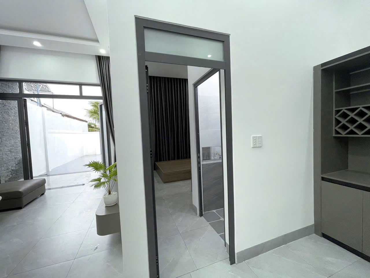 Bán nhà mới xây 144m2 tại phường Eakao cách đường Y Wang 40m