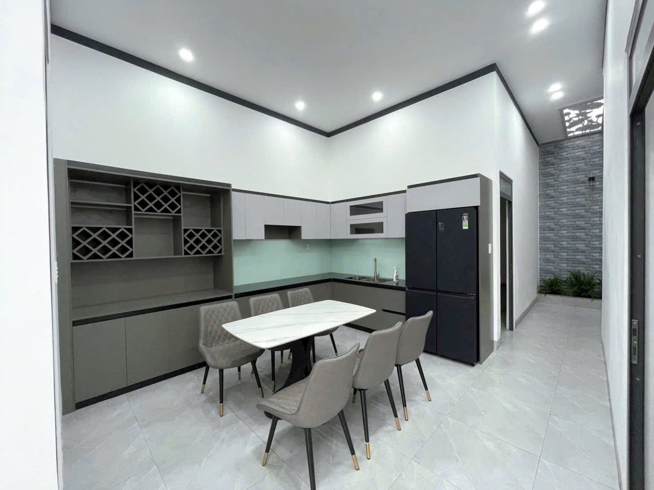 Bán nhà mới xây 144m2 tại phường Eakao cách đường Y Wang 40m