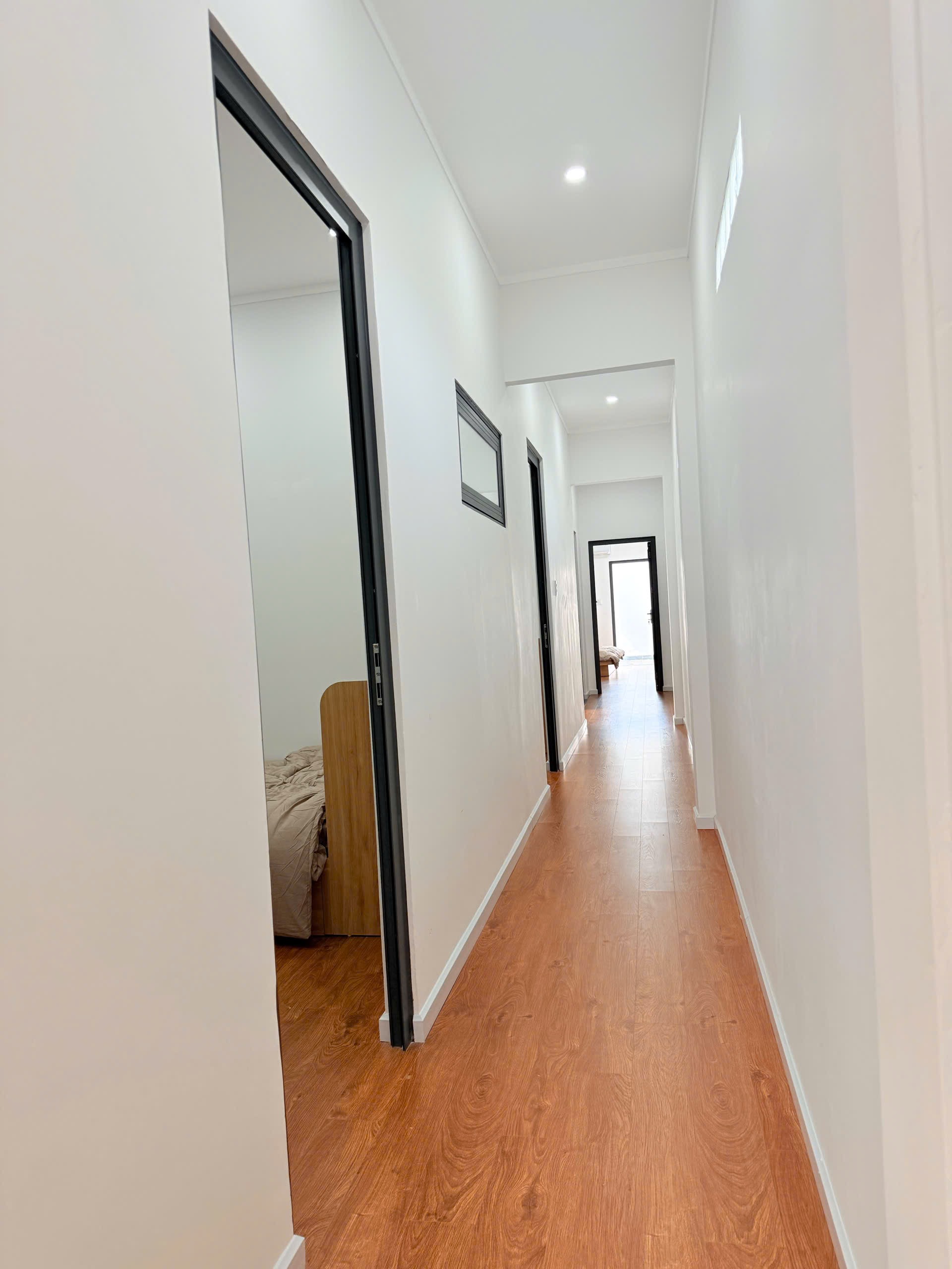 Bán nhà mới đầy đủ nội thất 132m2 tại phường Tân Lập giá 1.8 tỷ