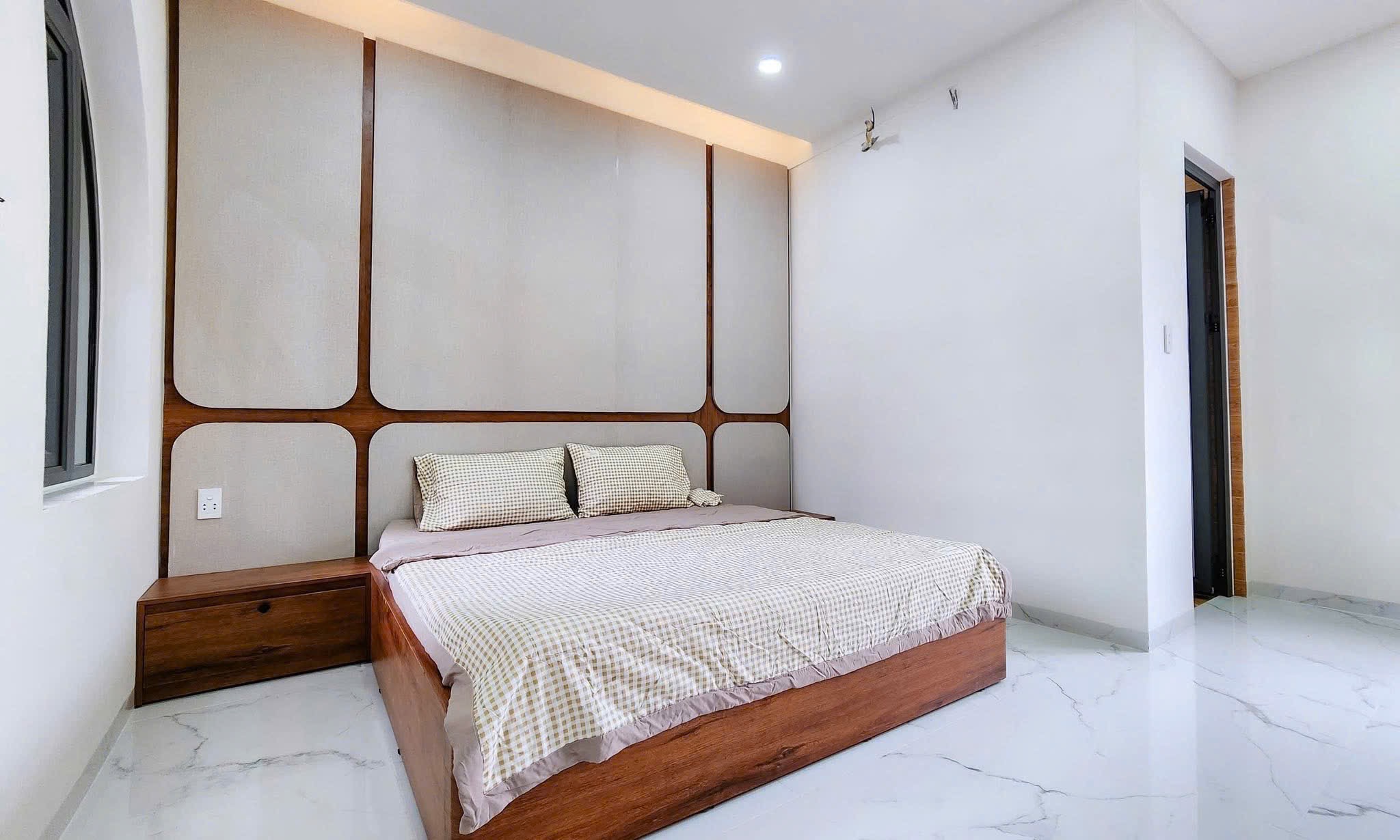 Bán nhà đẹp đường Ywang 5x30m diện tích lớn 3 phòng ngủ giá 3.3 tỷ