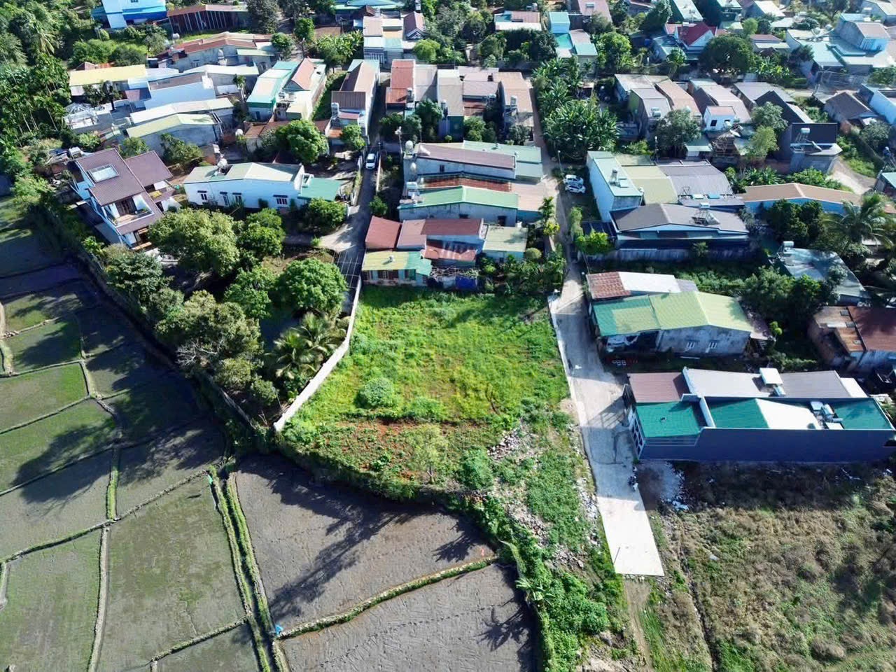 Bán đất nền 118m2 hẻm Ung Văn Khiêm giá 999 triệu