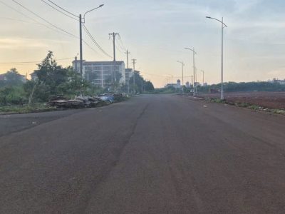 Bán đất mặt tiền Dương Quảng Hàm diện tích 110 m2 Buôn Ma Thuột giá 5.7 tỷ
