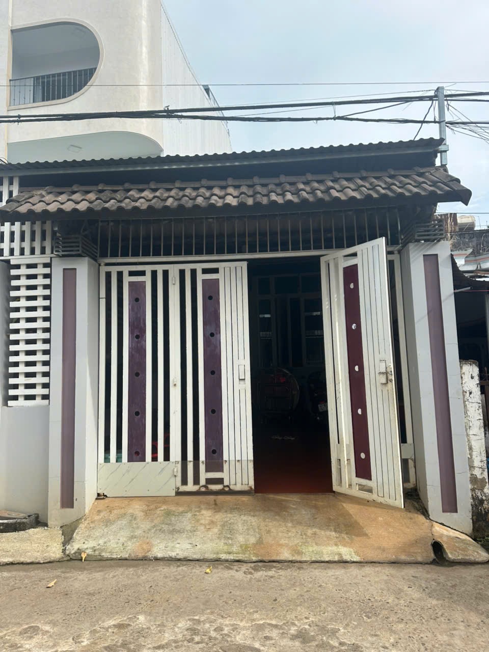 Bán nhà hẻm Trịnh Văn Cấn diện tích lớn full thổ cư